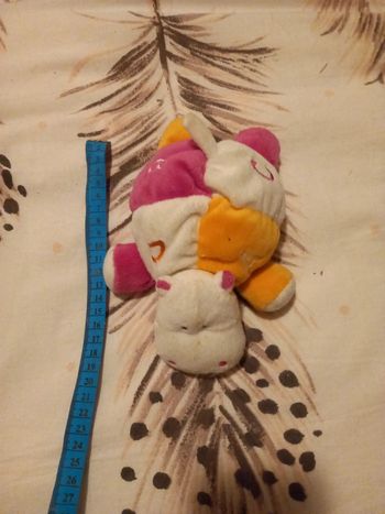 Doudou hippopotame avec un petit grelot à linterrieur