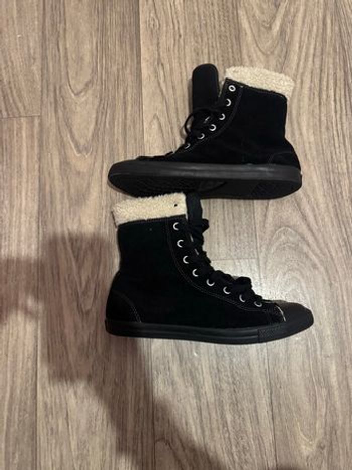Converse fourrure - photo numéro 2