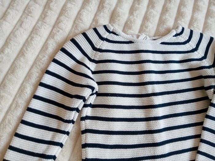 Pull fille 18mois kiabi 🤍💙 - photo numéro 2