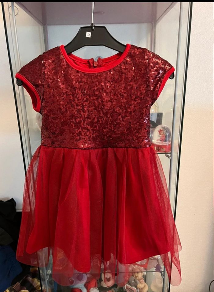 Robe neuf sans étiquettes - photo numéro 1