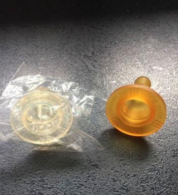 2 tétines biberons neuves - photo numéro 3