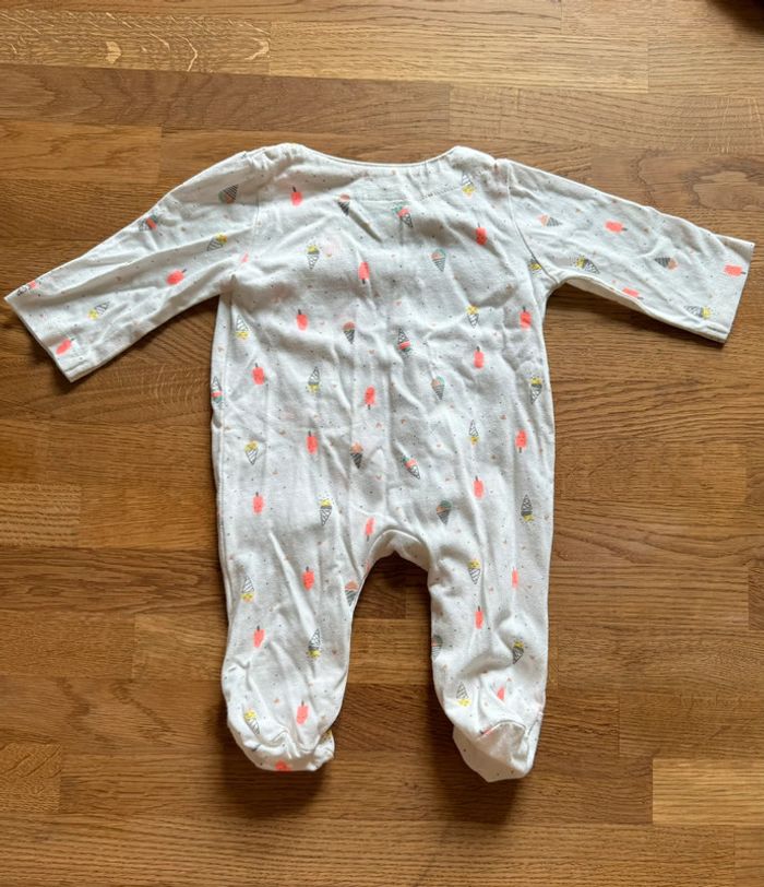Pyjama tape à l'œil 1mois - photo numéro 3
