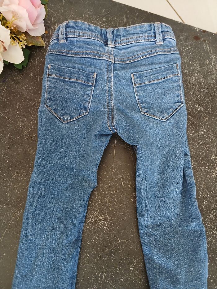 Jeans 3 ans - photo numéro 2
