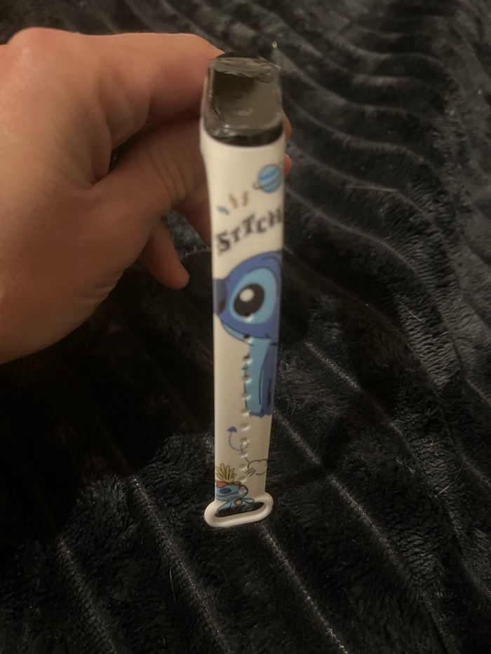 Montre stitch - photo numéro 2