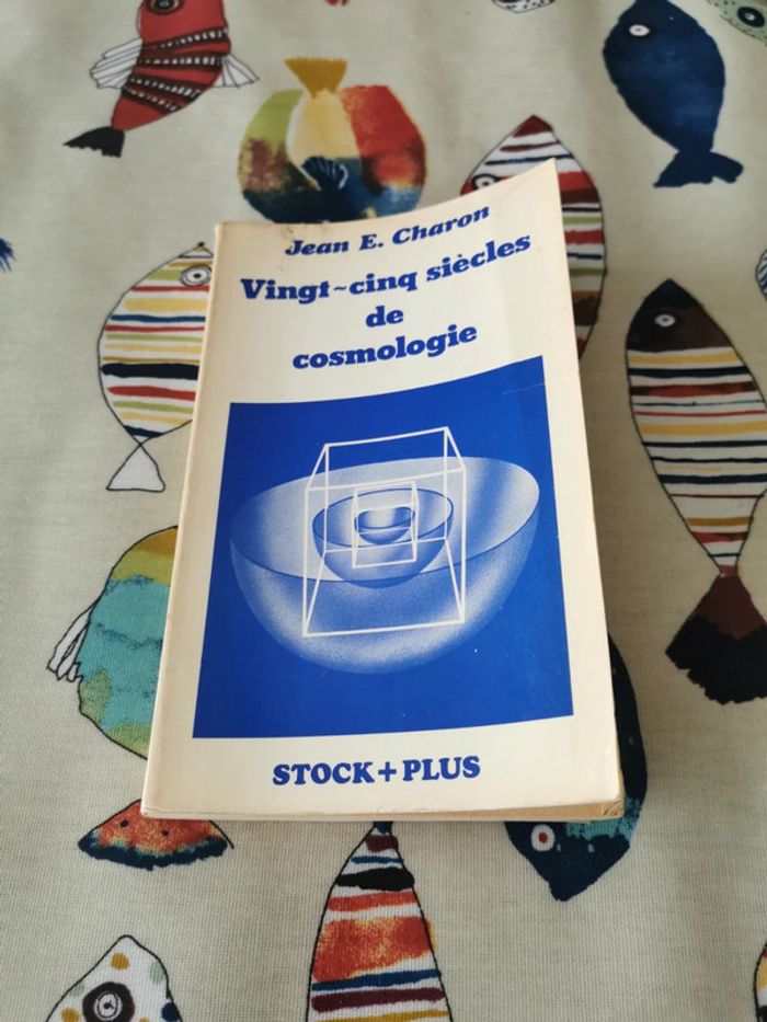 Vingt cinq siècles de cosmologie