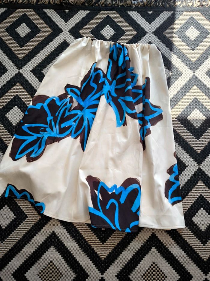 Jupe mi longue avec imprimé fleurs taille S 36 neuve - photo numéro 5