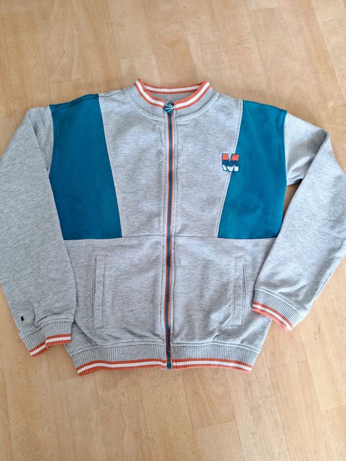 Veste zippée taille 11 ans