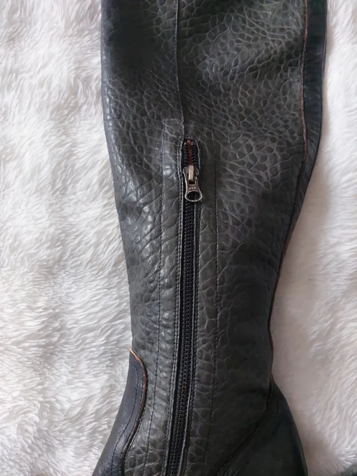 Bottes neuves en cuir de veau noir – Today D – Taille 40 - photo numéro 3