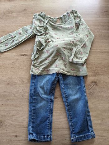 Ensemble jean et haut kaki fleuris