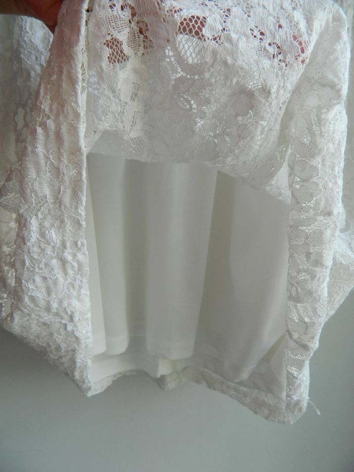 Robe en dentelle T 3 "Women Only" - photo numéro 3