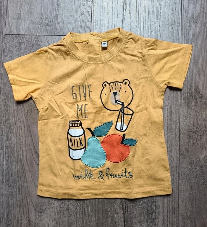 T-shirt ours 23 mois