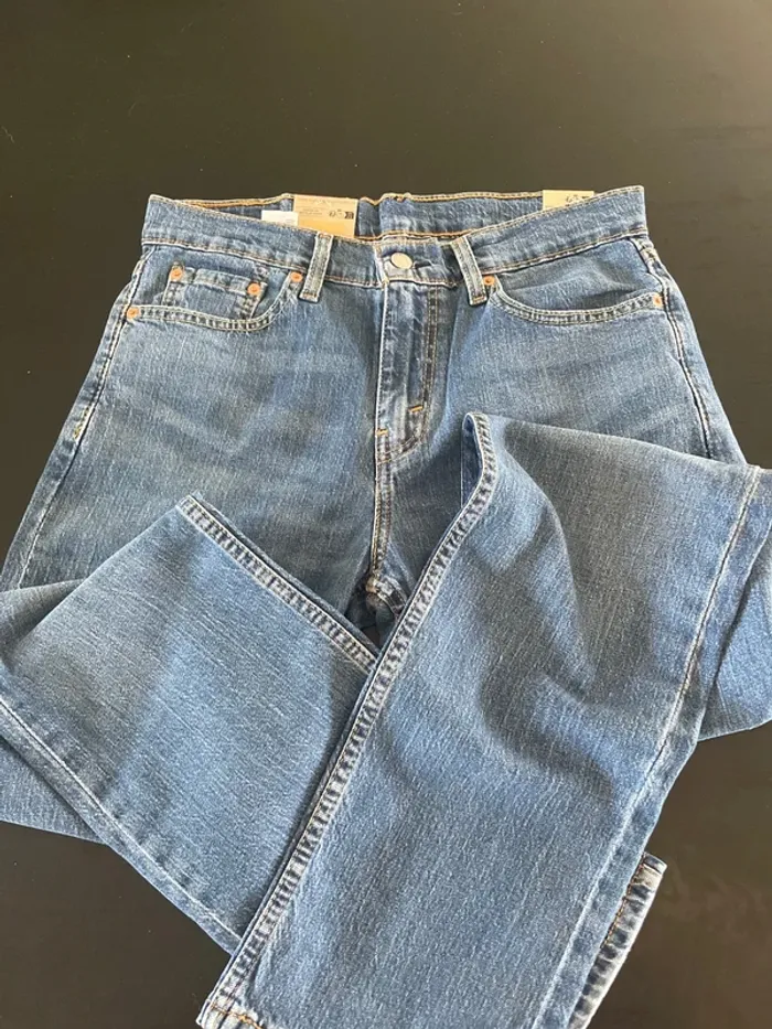 Levi’s 502