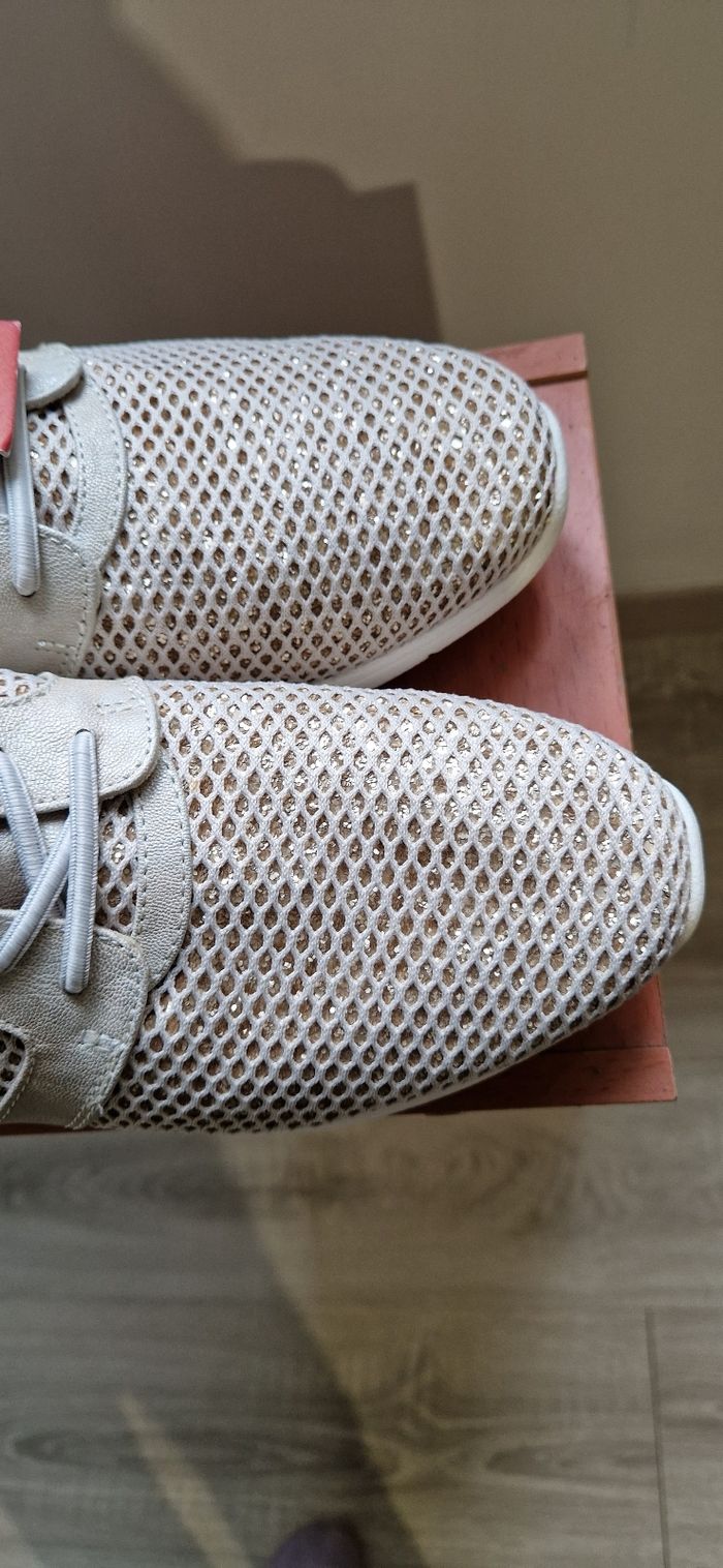 Baskets mustang neuves pointure 40 - photo numéro 5
