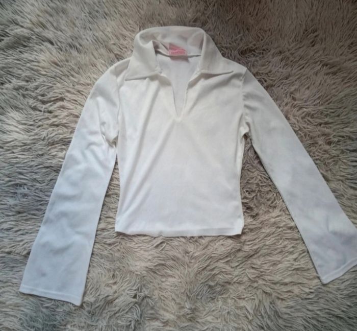 Tee Shirt court manches longues évasées taille S 36 Jennyfer