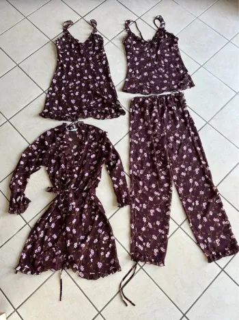 Superbe pyjama / ensemble de nuit 4 pièces vintage Eskimo