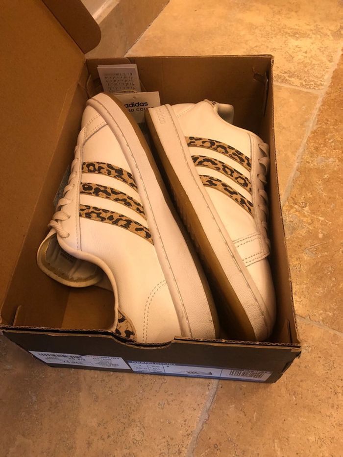 176 - Chaussures adidas - photo numéro 12