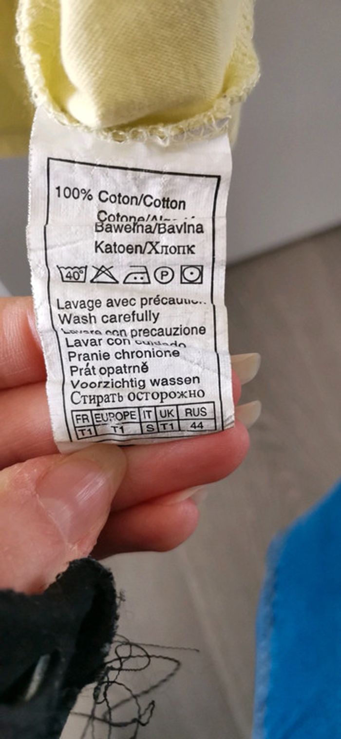 T shirt jaune - photo numéro 3