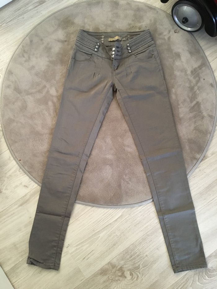 Pantalon slim gris taille 34