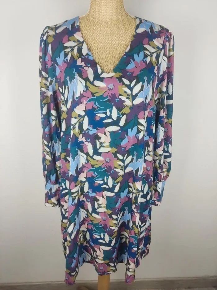 Robe mi-longue manches longues motifs fleuris multicolores taille 42 Ekyog