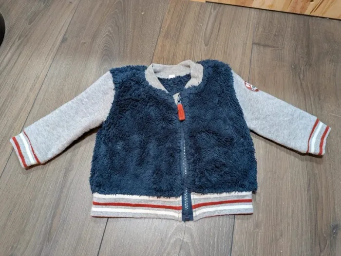 Veste teddy bombers 3 mois gris bleu marine très bon état