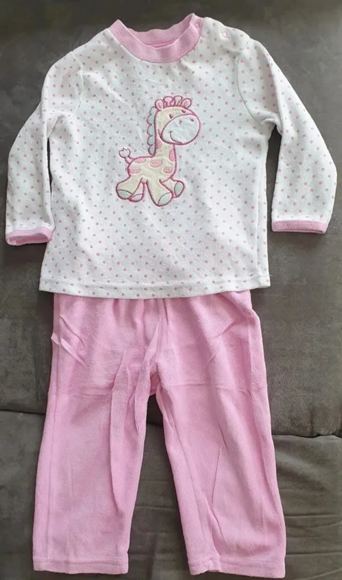 Pyjama velours 2 pièces 12 mois