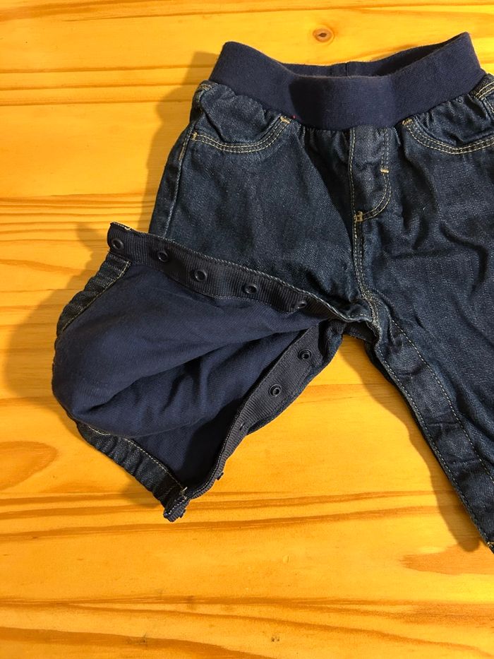 Pantalon bébé 1 mois petit bateau TB