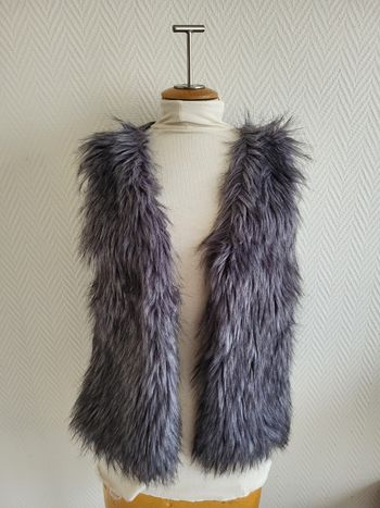 Gilet gris fausse fourrure