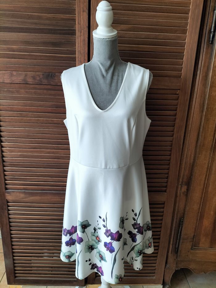 Robe taille 46 Bodyflirt