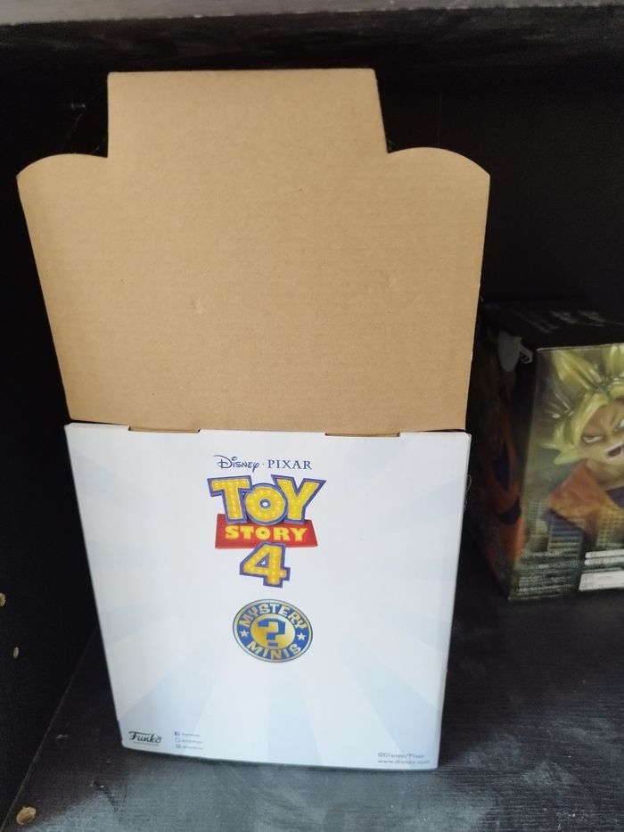 Présentoir a figurine toy story 4 - photo numéro 3