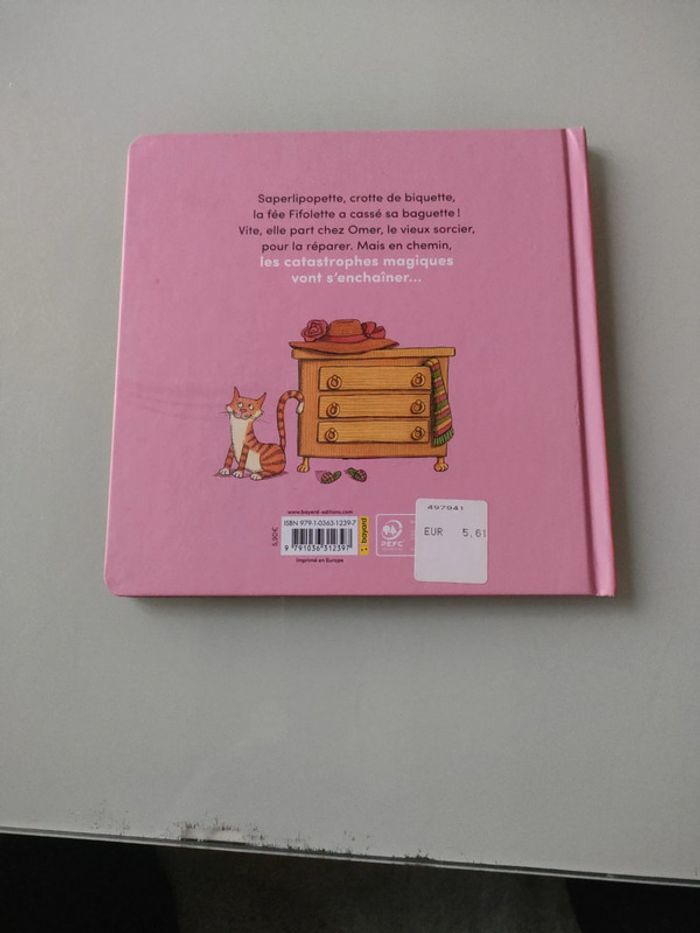 Livre la fée fifolette a cassé sa baguette - photo numéro 2