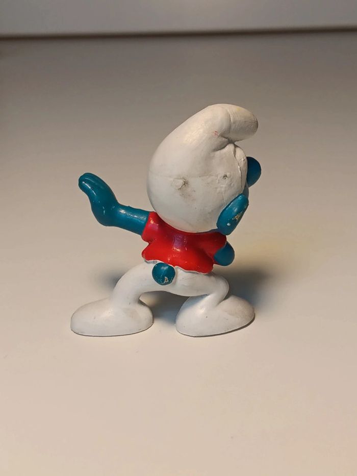 Figurine vintage schleich Schtroumpf départ course peyo W.germany - photo numéro 4