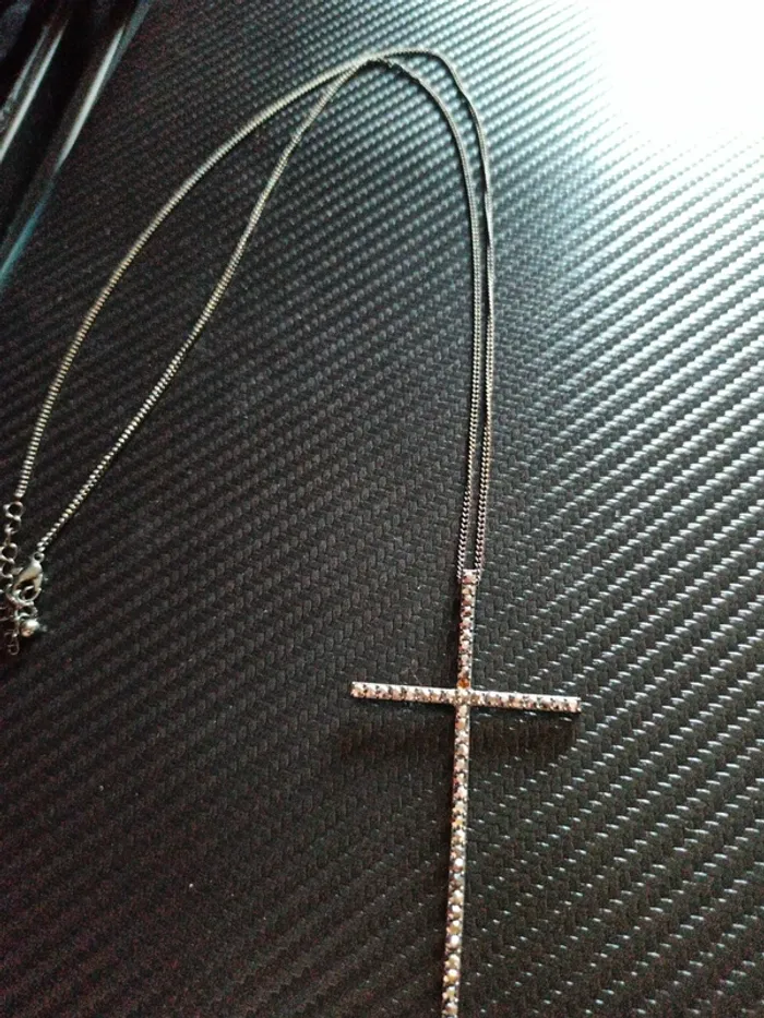 Sautoir croix