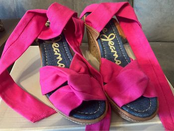 Superbes chaussures pépé jeans taille 36