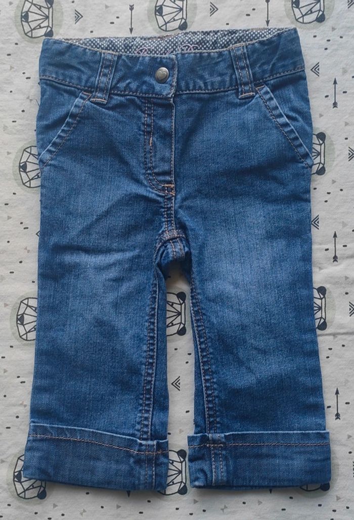 Jean large taille 6 mois