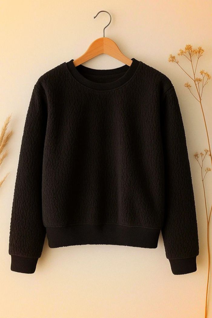 Pull noir en moumoute - Taille XS 🖤