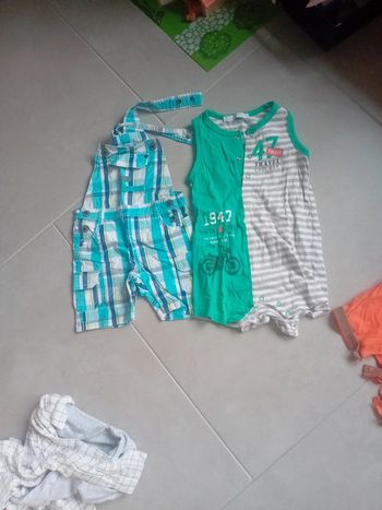 Lot 1 salopette et barboteuse