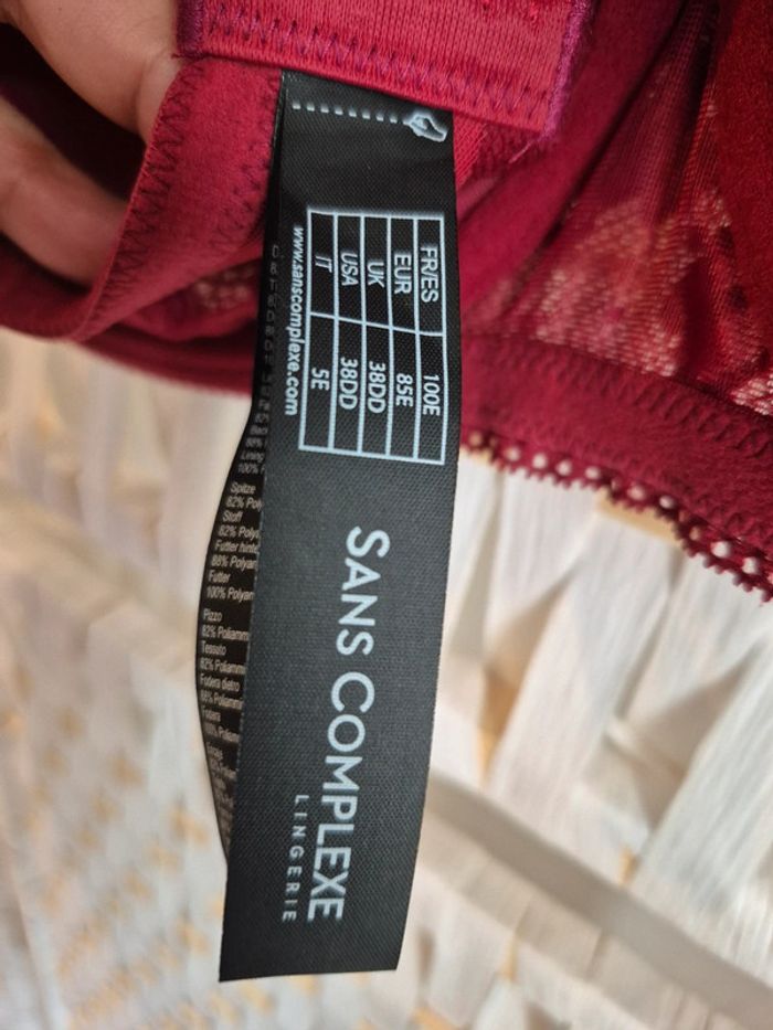 💕joli soutien-gorge emboitant avec armatures femme T100E sans complexe 💕 - photo numéro 11