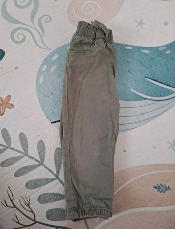 Pantalon 18 mois mot