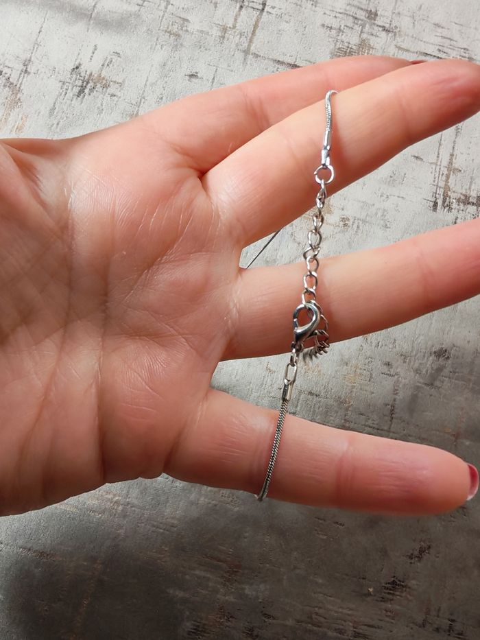 Collier en chaîne pendentif couronne couleur argentée - photo numéro 5