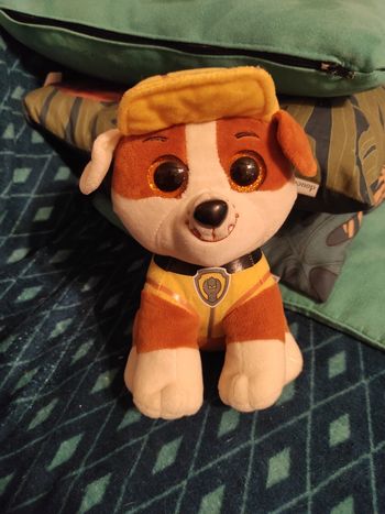 (4) peluche 