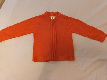 Gilet zippé orange Z 18 mois