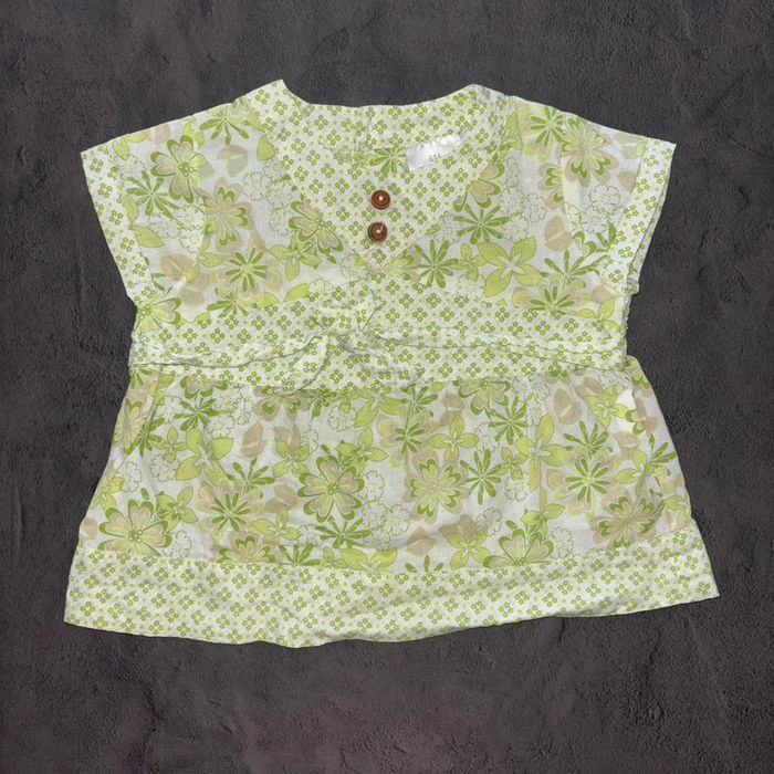 Robe à fleurs vert fille / 6 mois / Très bon état - photo numéro 2