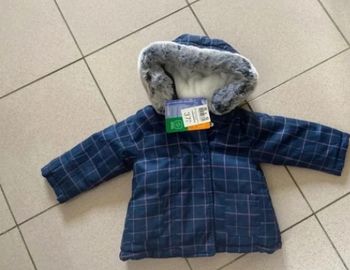 Manteau veste à capuche Obaibi taille 12 mois Neuf valeur 38e