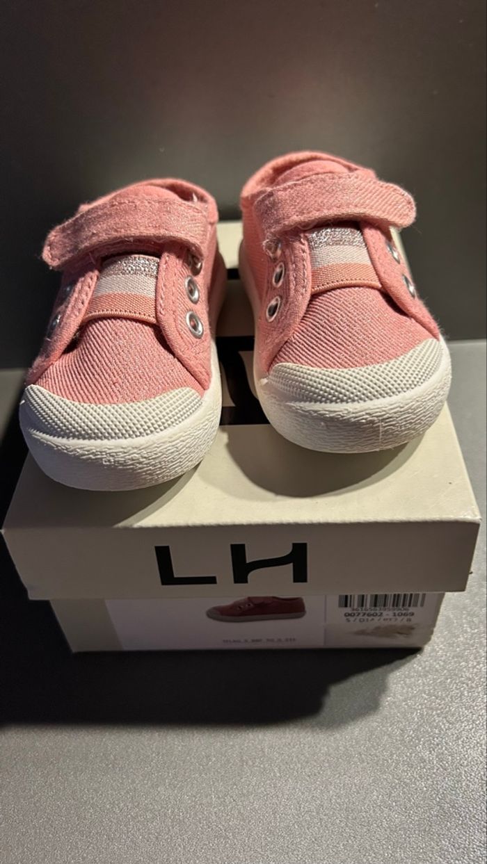 Chaussures fille 18 - photo numéro 3