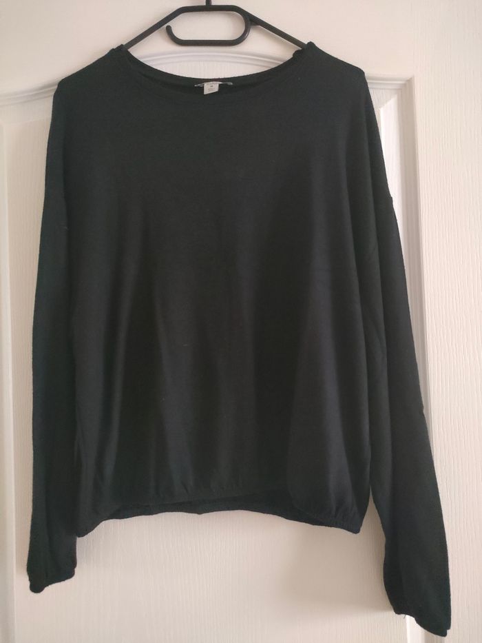 Pull femme fin taille M en très bon état
