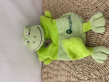 Grenouille BABY NAT doudou marionnette G comme Grenouille vert