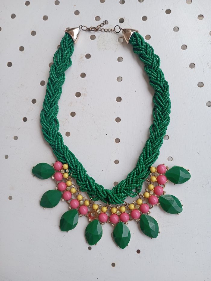 Collier ras de cou fantaisie