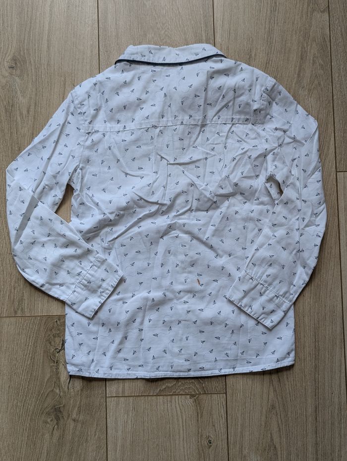 Chemise blanche imprimée avion en papier Kiabi 8 ans - photo numéro 2