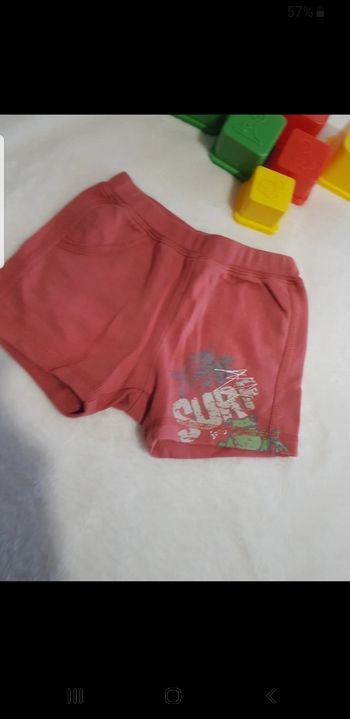 Short bébé taille 6 mois