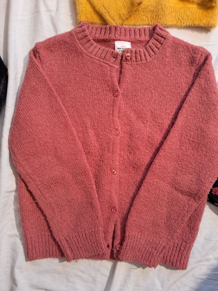 Lot de vêtements 6ans pulls et gilets 6ans fille neufs - photo numéro 8